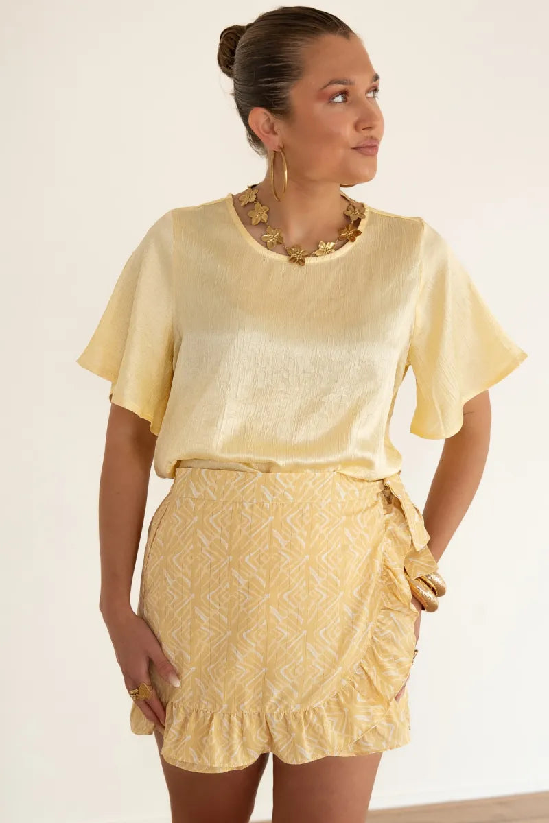 Lofty Manner Short Jazzy Pyramid Gold Print