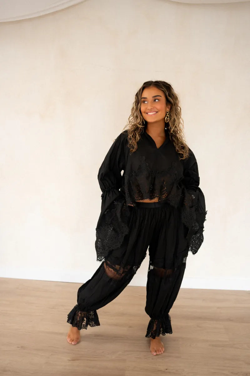  Chabelli Blouse Black |