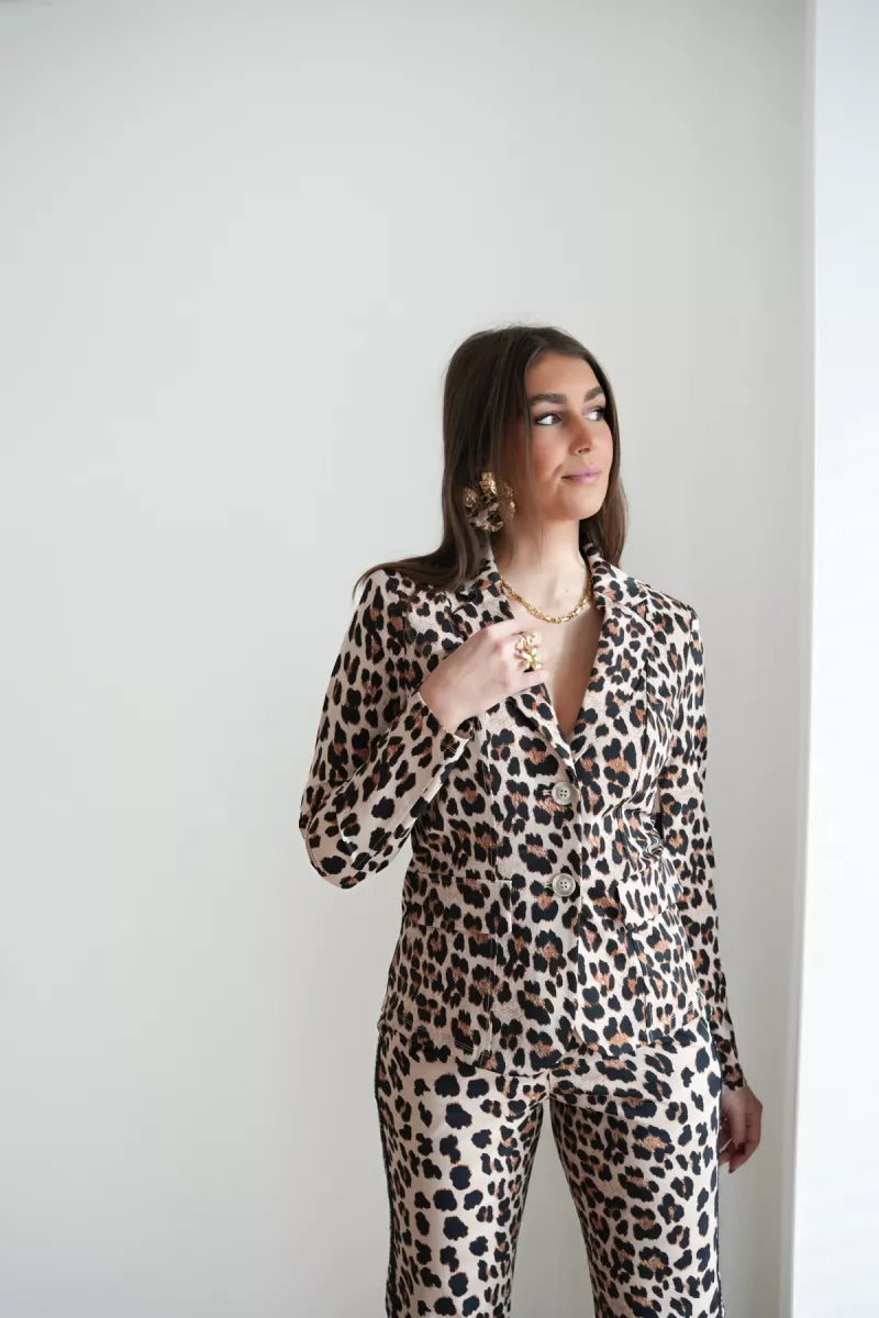  Lofty Manner Blouse Amara Black