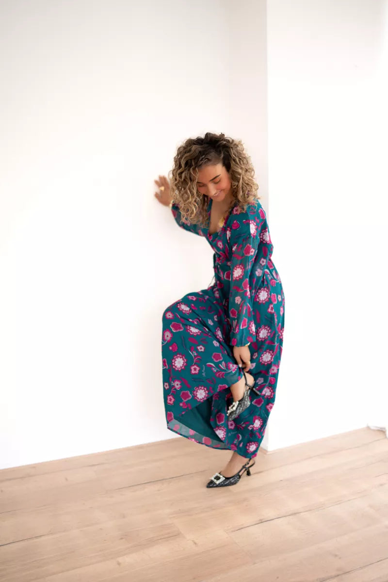  Lofty Manner Dress Caela Silver Flower