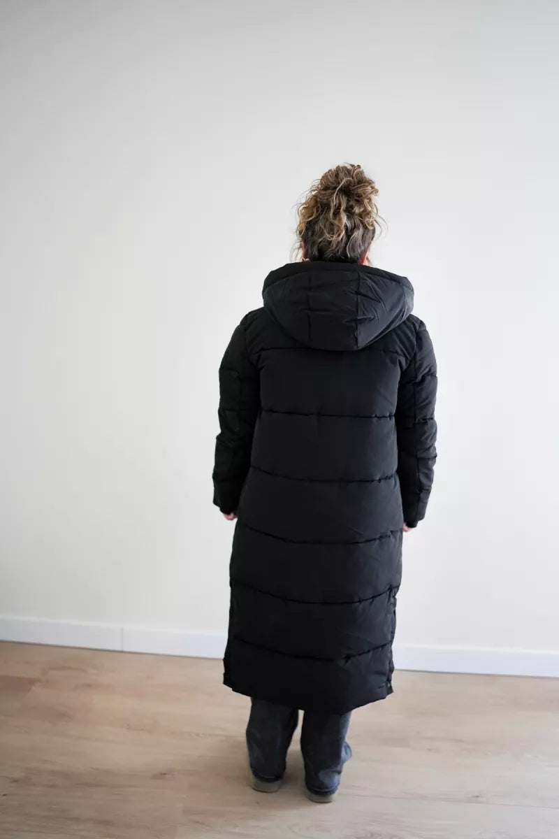  // Long Puffer Coat Black